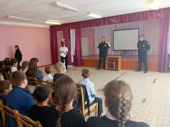 В рамках Всероссийской акции «Безопасность детства» сегодня в филиале МОУ «СОШ им. Г.И. Марчука р.п. Духовницкое» в с. Липовка под руководством регионального проекта «Территория безопасного детства»