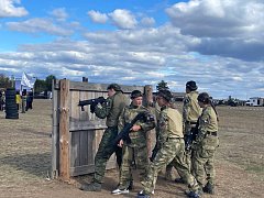 27 сентября 2025 года в селе Новозахаркино Духовницкого района Саратовской области прошло военно-патриотическое мероприятие «Зарница-2025» в рамках проекта «Поколение Z.O.V.».