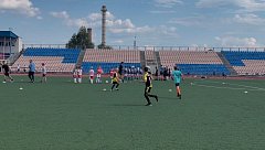 25 июля юные футболисты из команд "Штурм" и "Прорыв" представляли наш район на товарищеских турнирах
