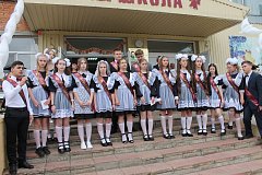 В Духовницкой школе прошёл торжественный «Последний звонок»