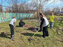 Весенний субботник в школе