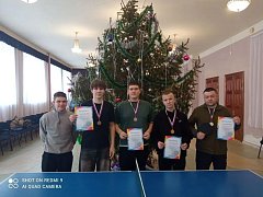 В дни школьных каникул, 3 января в РДК прошли соревнования по настольному теннису,