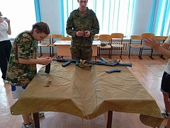 Огонь в груди и «Пламя» в строю: как духовницкие школьники взяли серебро на «Зарнице 2.0»