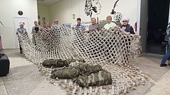 Каждую неделю в нашем краеведческом музее им. А. С. Вшивцевой собираются неравнодушные жительницы для важного дела — плетения сетей для наших героев