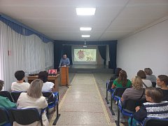 Общешкольное родительское собрание: Итоги, планы и безопасность в новом учебном году.