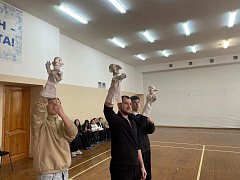 Студенты Саратовского театрального института провели творческую встречу с участниками фестиваля "Театральное Приволжье"