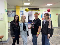 День самоуправления в стиле 90-х: путешествие во времени в честь Дня учителя