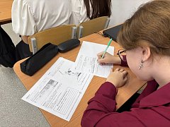 14 ноября обучающиеся 10 класса МОУ «СОШ им. Г.И. Марчука р.п. Духовницкое» приняли участие во Всероссийской детской культурно-просветительской акции «Я — россиянин»