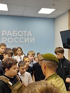 Классная встреча с героем: Волонтёры Победы пообщались с участником СВО