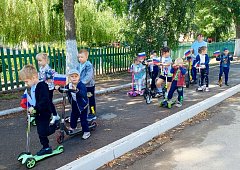 День Государственного флага России ежегодно отмечается 22 августа