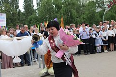 В Духовницкой школе прошёл торжественный «Последний звонок»