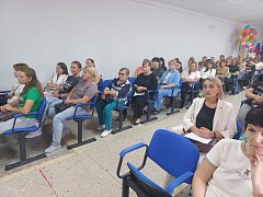 Общешкольное родительское собрание: Итоги, планы и безопасность в новом учебном году.
