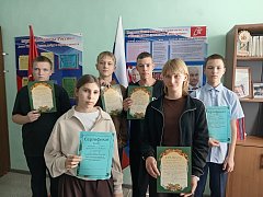Шахматы — игра сильных: в Духовницкой школе прошёл школьный этап турнира на Кубок Губернатора