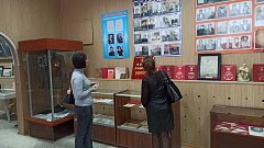  Сотрудники культуры с большим удовольствием посетили наш краеведческий музей! 