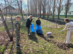 Весенний субботник в школе