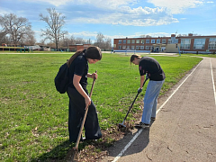 Весенний субботник в школе