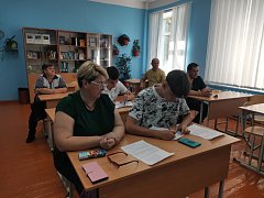 На базе филиала МОУ «СОШ им. В.И. Лаврова с. Горяйновка» в селе Дмитриевка началось обучение по программе подготовки по профессии «Тракторист-машинист сельскохозяйственного производства категории «C».
