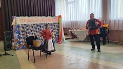 22 марта в день весеннего равноденствия в России у славянских народов проходит праздник "Жаворонки"