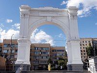 У Триумфальной арки в Саратове могут снимать кино