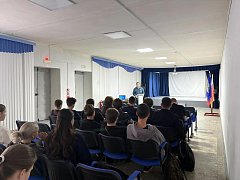 Встреча школьников с представителем МЧС: профориентация в действии
