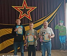4 мая в РДК прошли товарищеские турниры по настольному теннису