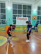 В рамках программы "Дворовый тренер" Дмитрий Валерьевич Белогородский продолжает вдохновлять молодое поколение на занятия баскетболом