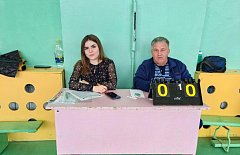 Сегодня, на базе МОУ "СОШ им.Г.И.Марчука" прошёл турнир по баскетболу среди мужских команд, посвященный Дню космонавтики. 
