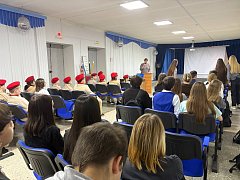 Под флагом единства