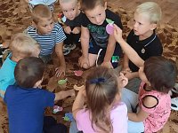 Ребята детского волонтерского клуба "Лучики добра" посетили детский сад "Березка"