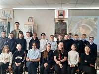 Урок Мужества «Шагали девчата в походном строю…»